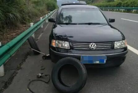 道路救援补胎的过程和原理是什么?