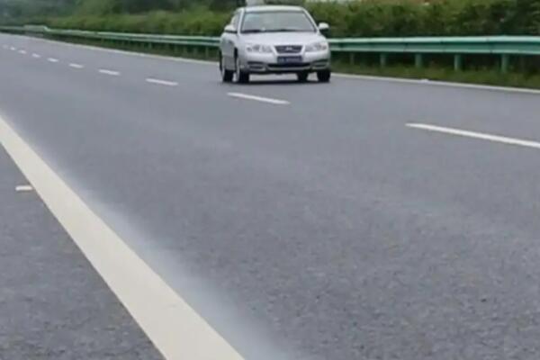 高速公路报警救援电话是多少?高速意外如何处置?